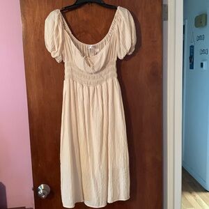 Elegant Cream Puff Sleeve Dress